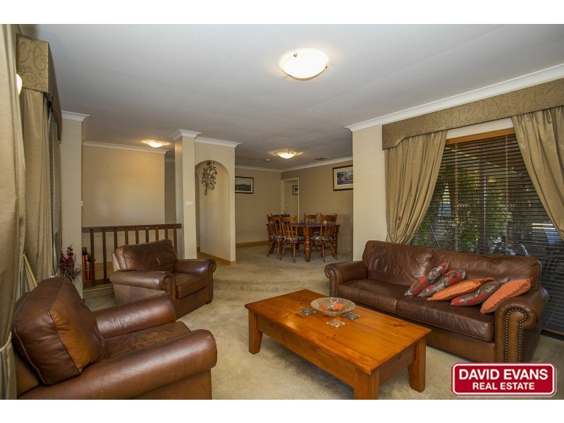 4 Clay Place, Padbury WA 6025