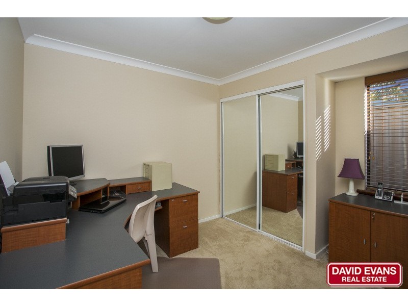 4 Clay Place, Padbury WA 6025