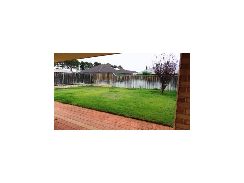 3 Bonsall Drive, Ellenbrook WA 6069