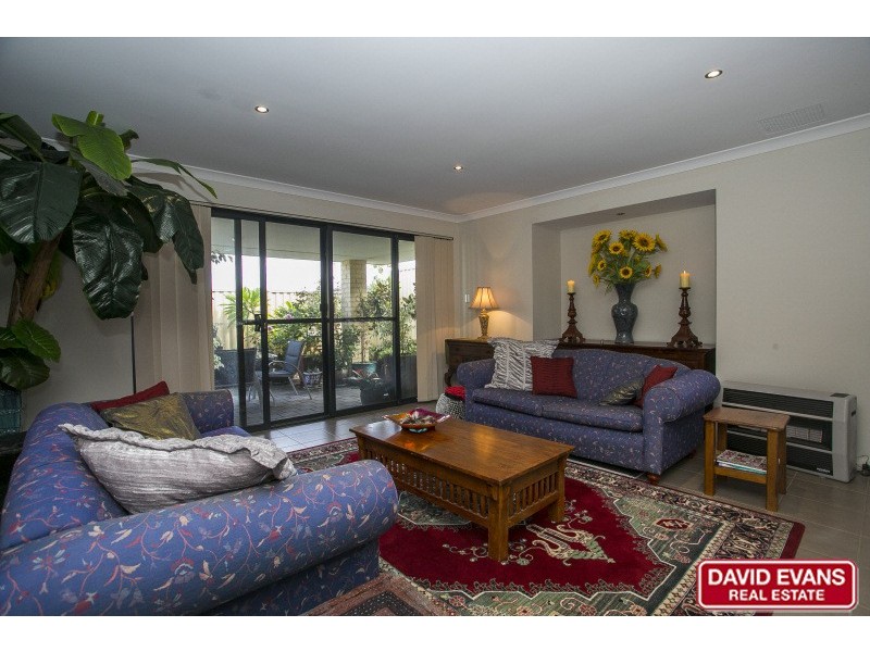 3 Verdello Way, Pearsall WA 6065