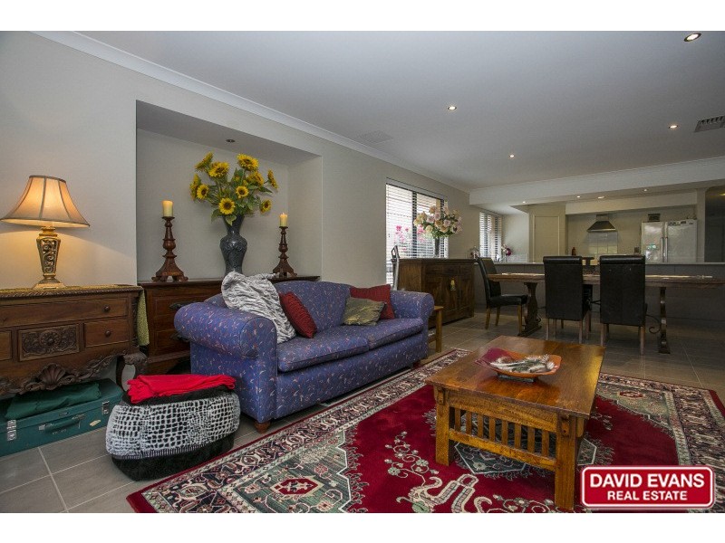 3 Verdello Way, Pearsall WA 6065