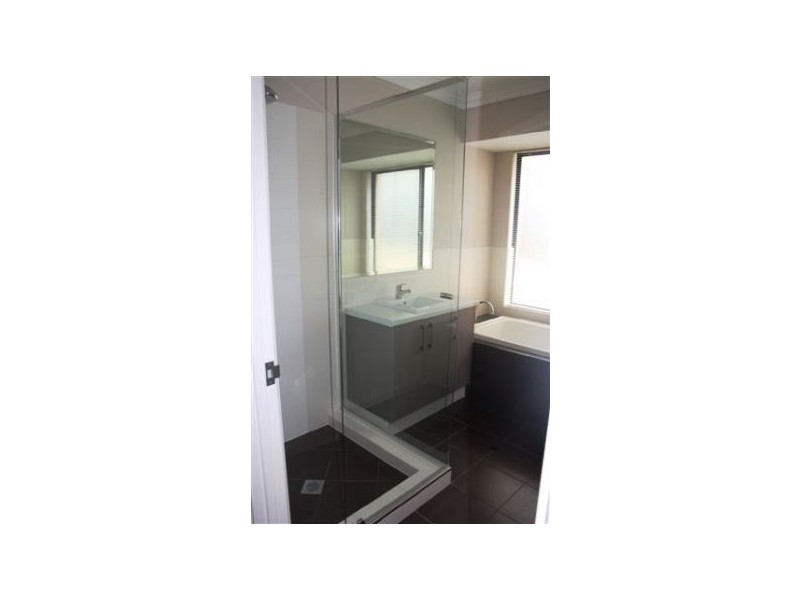 17 Chalkwell Bend, Landsdale WA 6065