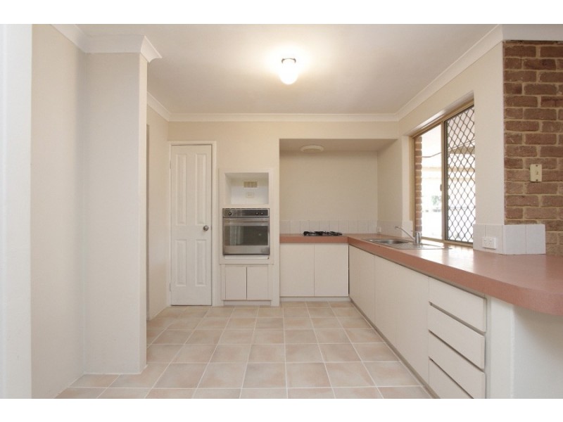 6 Aqua Court, Banksia Grove WA 6031