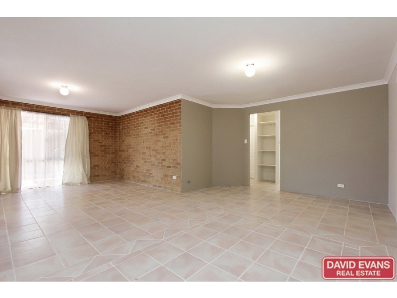6 Aqua Court, Banksia Grove WA 6031