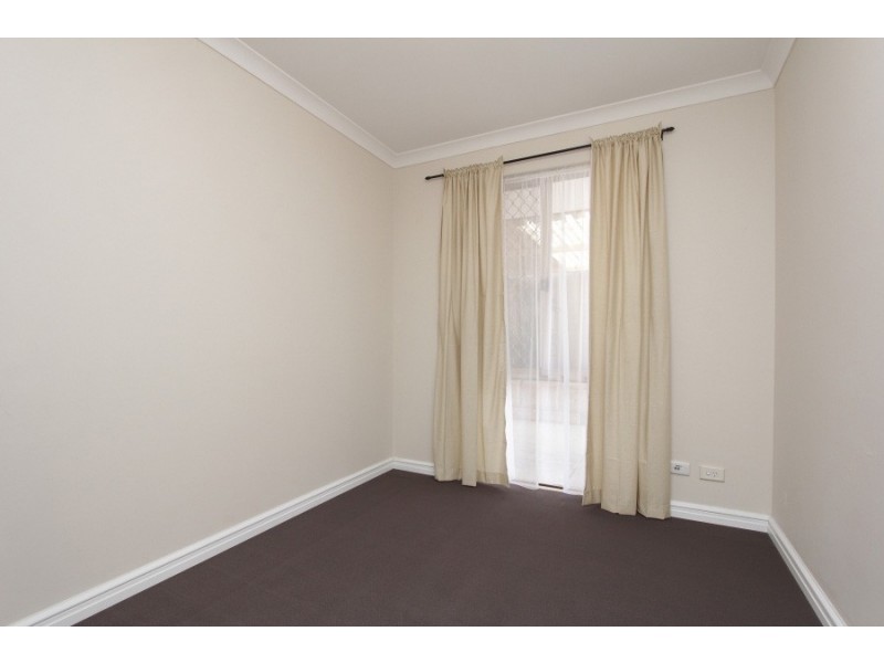 6 Aqua Court, Banksia Grove WA 6031