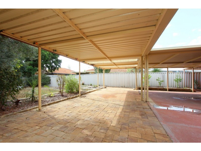 6 Aqua Court, Banksia Grove WA 6031