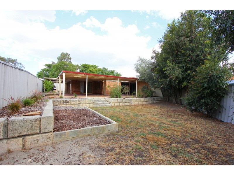 6 Aqua Court, Banksia Grove WA 6031