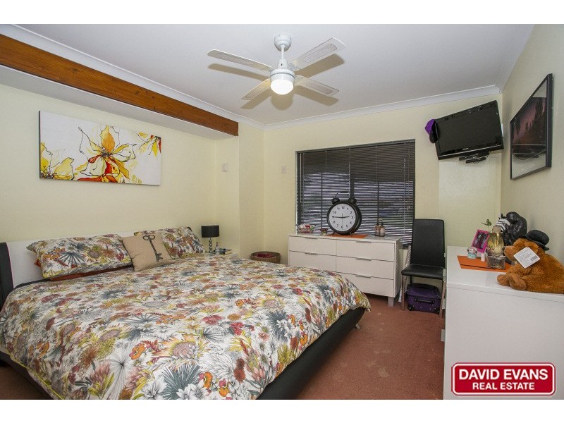 15 Lucca Entrance, Pearsall WA 6065