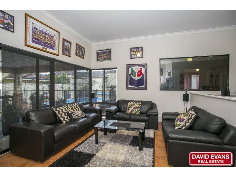 15 Lucca Entrance, Pearsall WA 6065