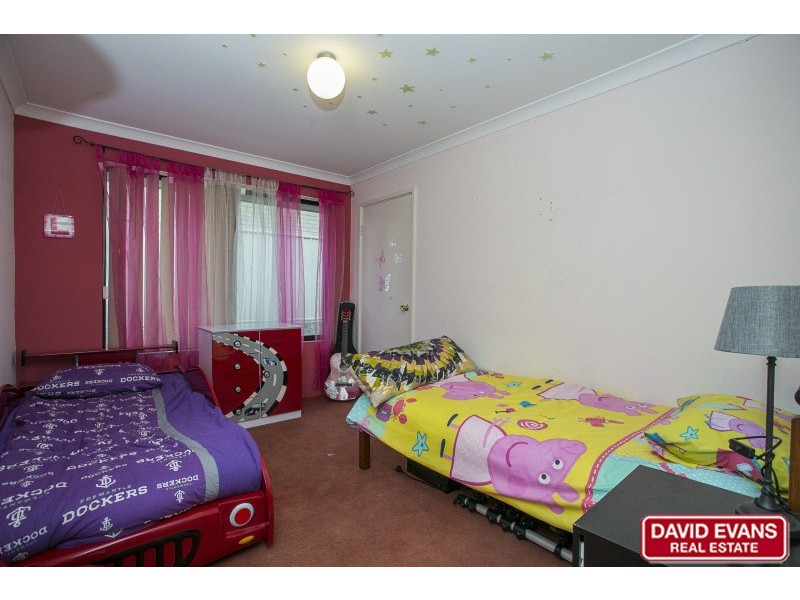 15 Lucca Entrance, Pearsall WA 6065