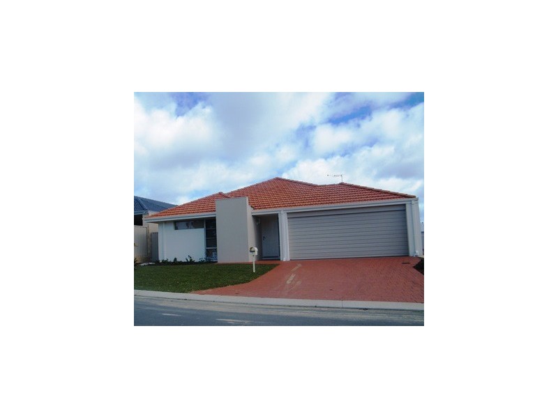 15 Rhoeo Outlook, Sinagra WA 6065