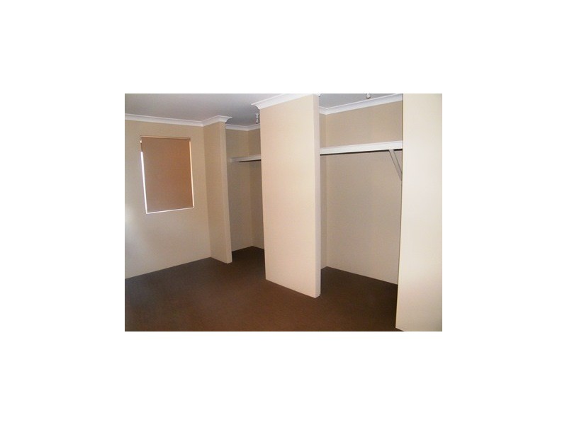 15 Rhoeo Outlook, Sinagra WA 6065