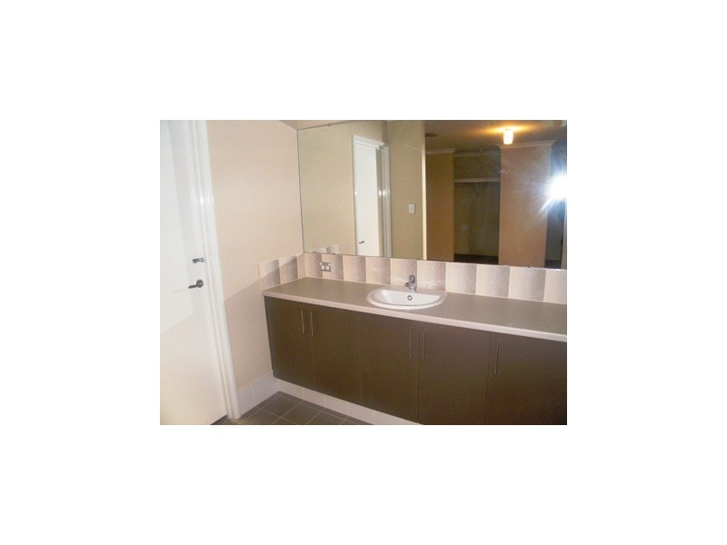 15 Rhoeo Outlook, Sinagra WA 6065