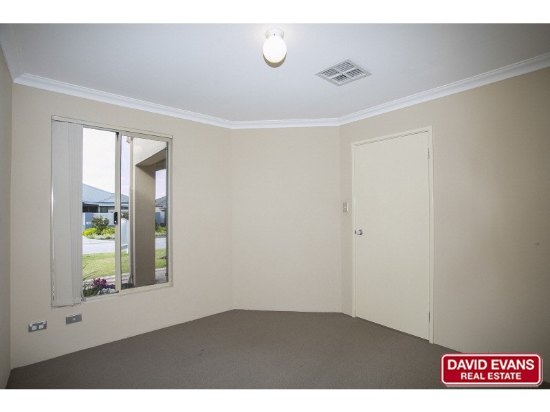 5 Rivonia Brace, Madeley WA 6065