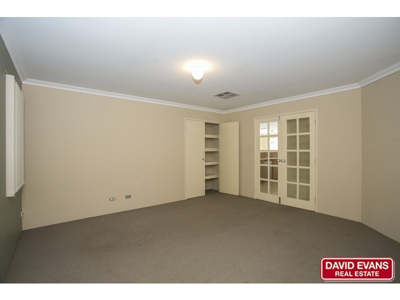 5 Rivonia Brace, Madeley WA 6065