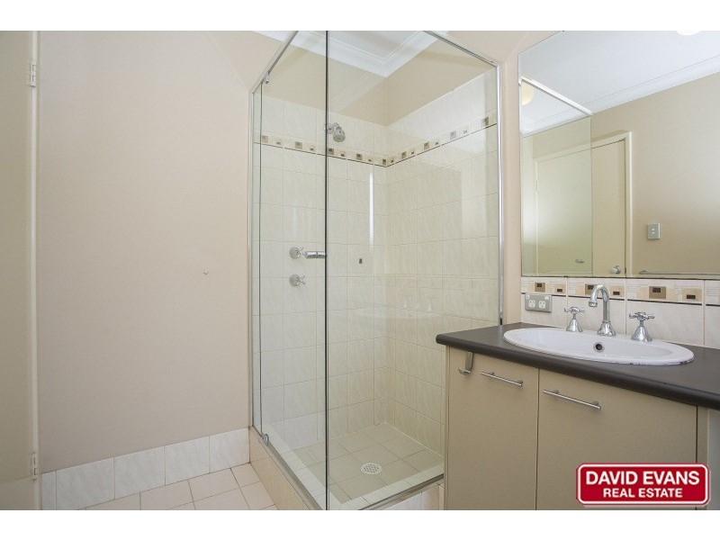 5 Rivonia Brace, Madeley WA 6065