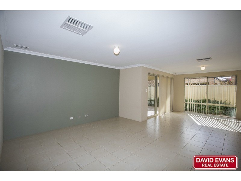 5 Rivonia Brace, Madeley WA 6065