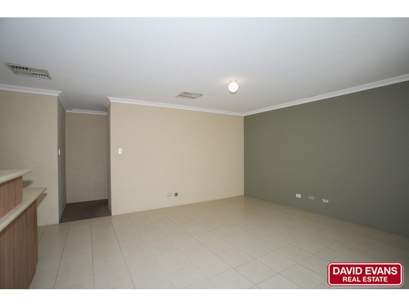 5 Rivonia Brace, Madeley WA 6065