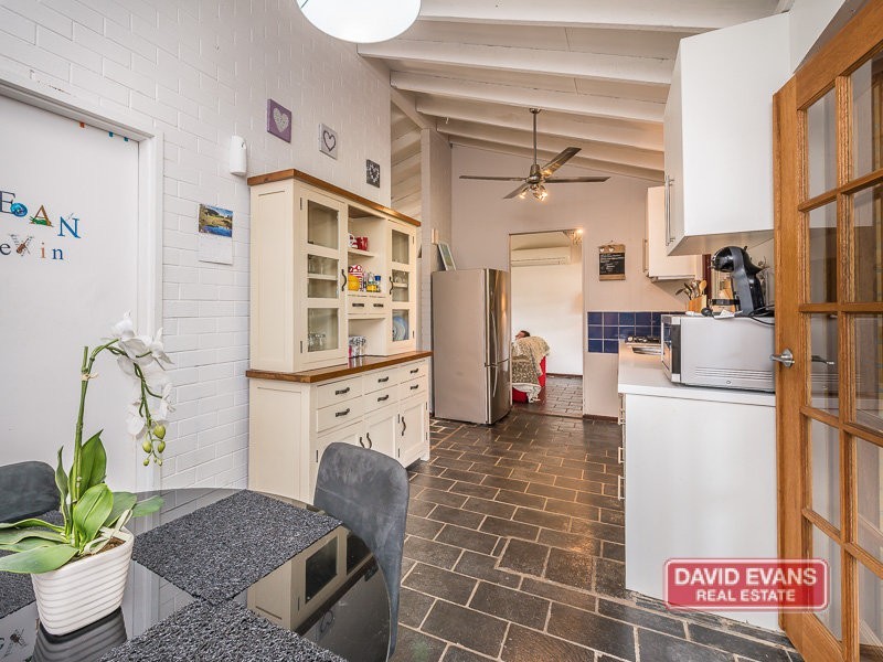 8 Dara Court, Wanneroo WA 6065