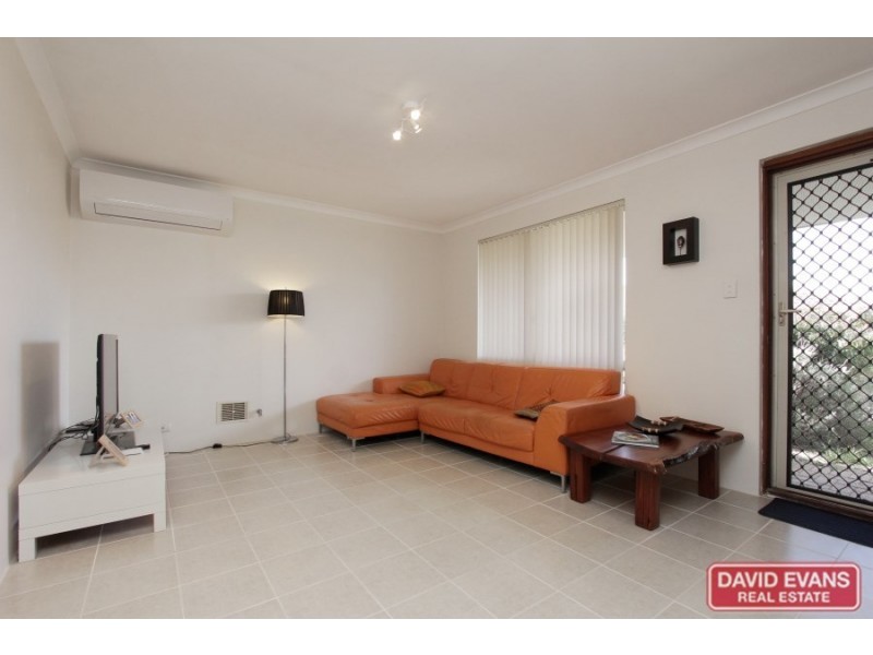 7/171 Goollelal Drive, Kingsley WA 6026