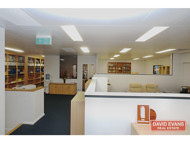 1/6 Bombardier Road, Wangara WA 6065