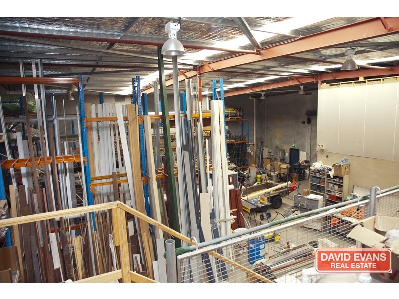 1/6 Bombardier Road, Wangara WA 6065