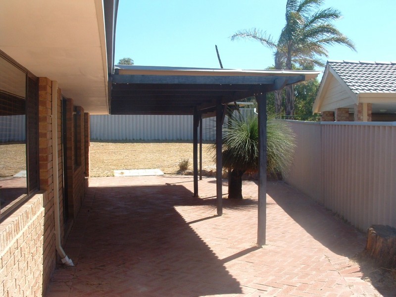 28 Azelia Street, Alexander Heights WA 6064