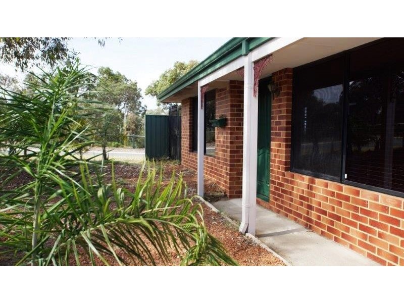 1 Shelter Cove, Banksia Grove WA 6031