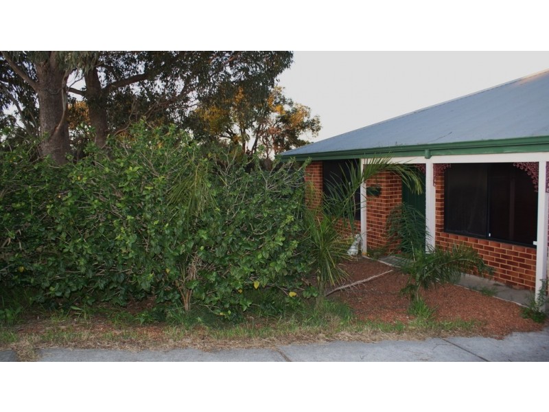 1 Shelter Cove, Banksia Grove WA 6031