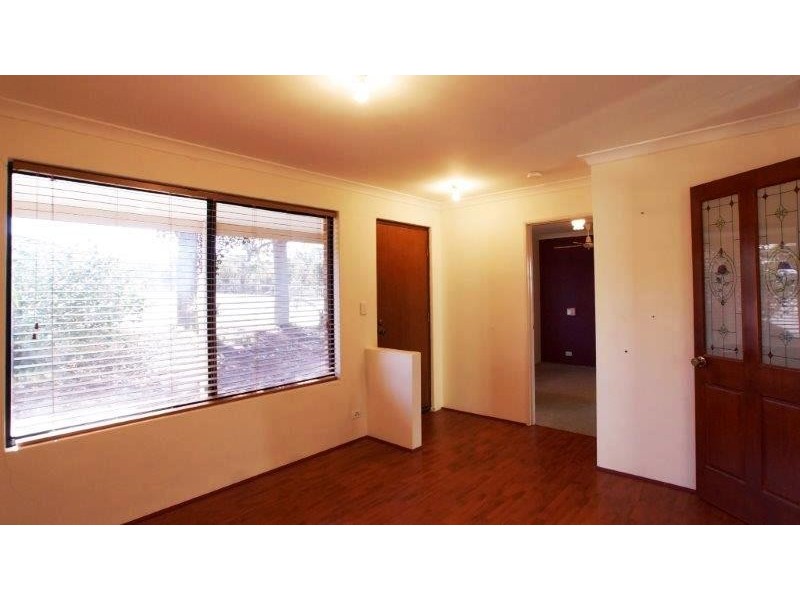 1 Shelter Cove, Banksia Grove WA 6031