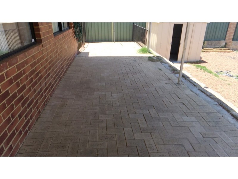 1 Shelter Cove, Banksia Grove WA 6031