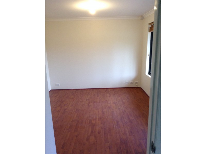 1 Shelter Cove, Banksia Grove WA 6031