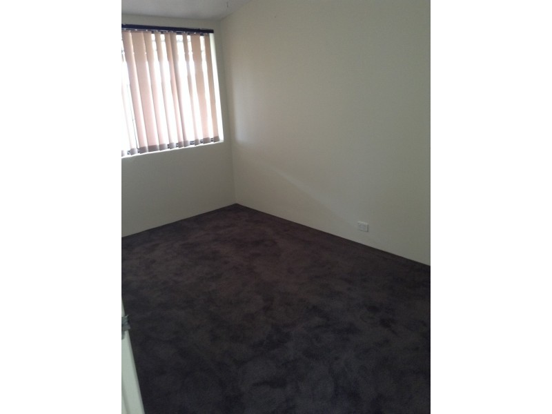 1 Shelter Cove, Banksia Grove WA 6031