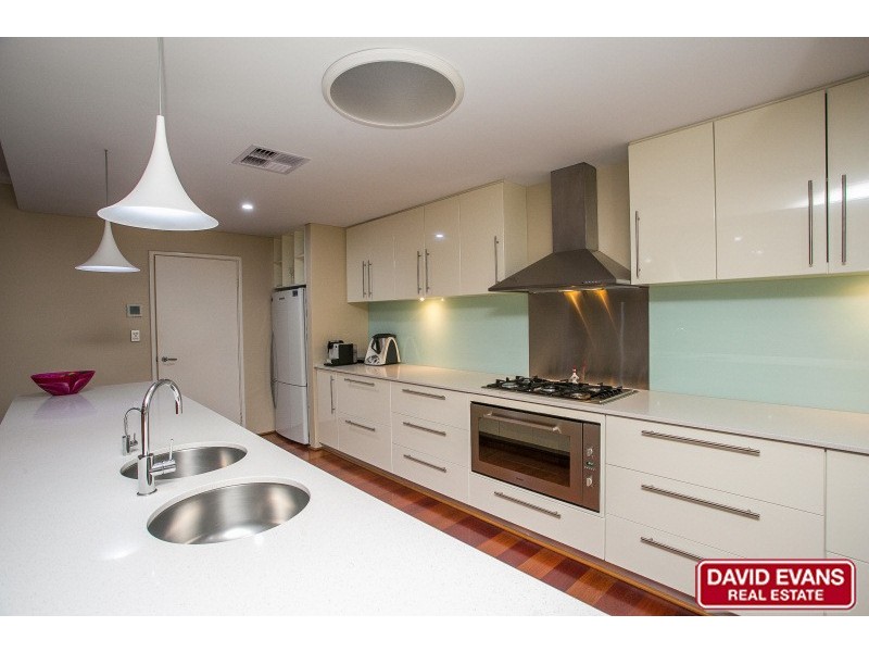 65 Jackson Avenue, Karrinyup WA 6018