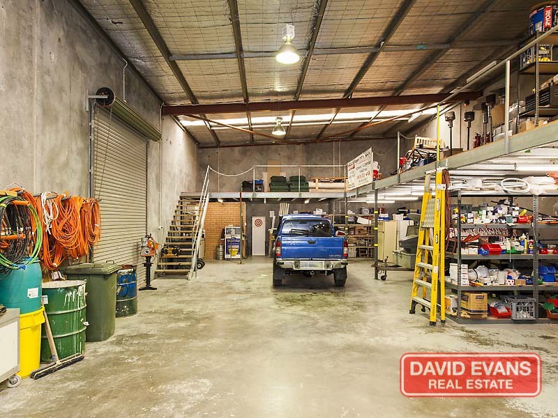 3/5 Rowe Street, Malaga WA 6090