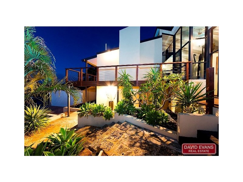 24 Gnobar Way, Mullaloo WA 6027