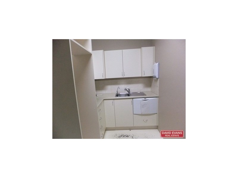 2/1 Irwin Road, Wangara WA 6065