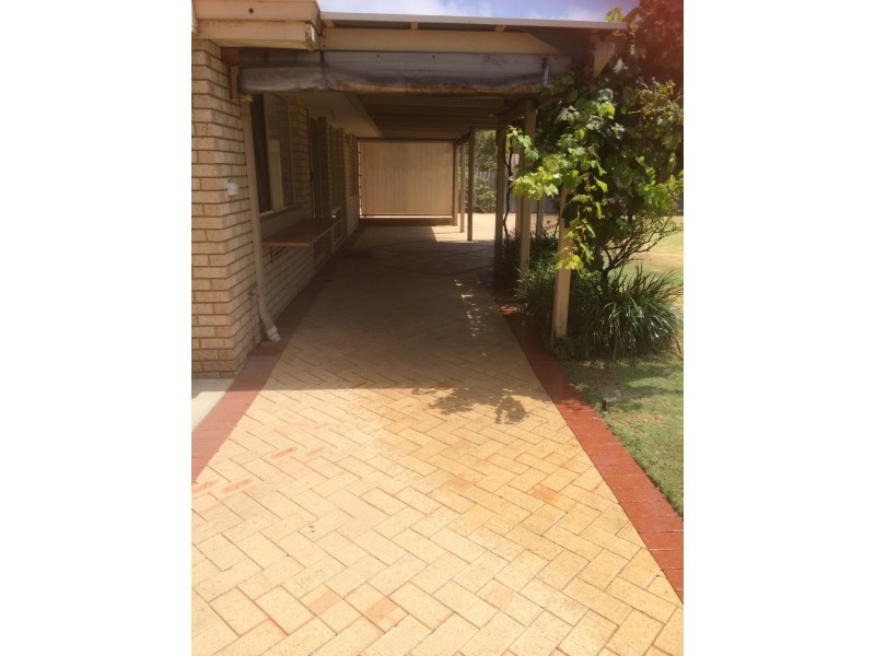 1 Logue Court, Heathridge WA 6027