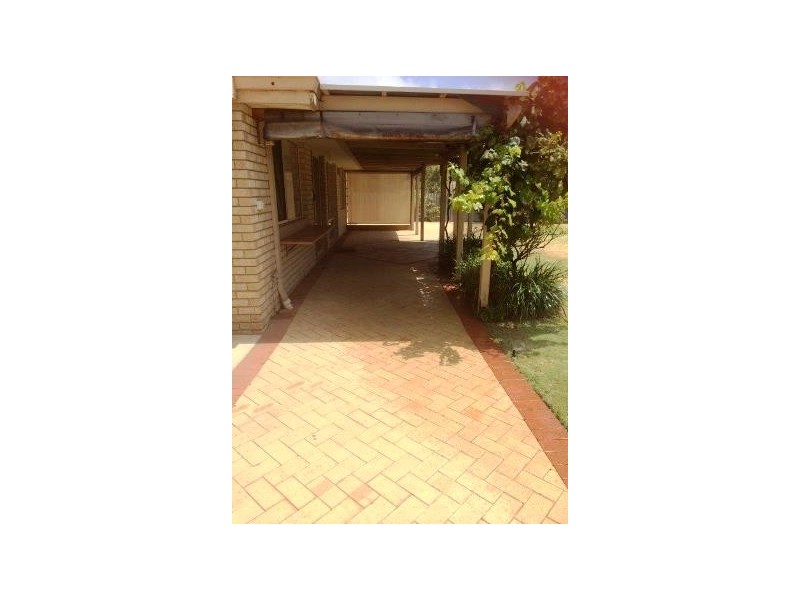 1 Logue Court, Heathridge WA 6027