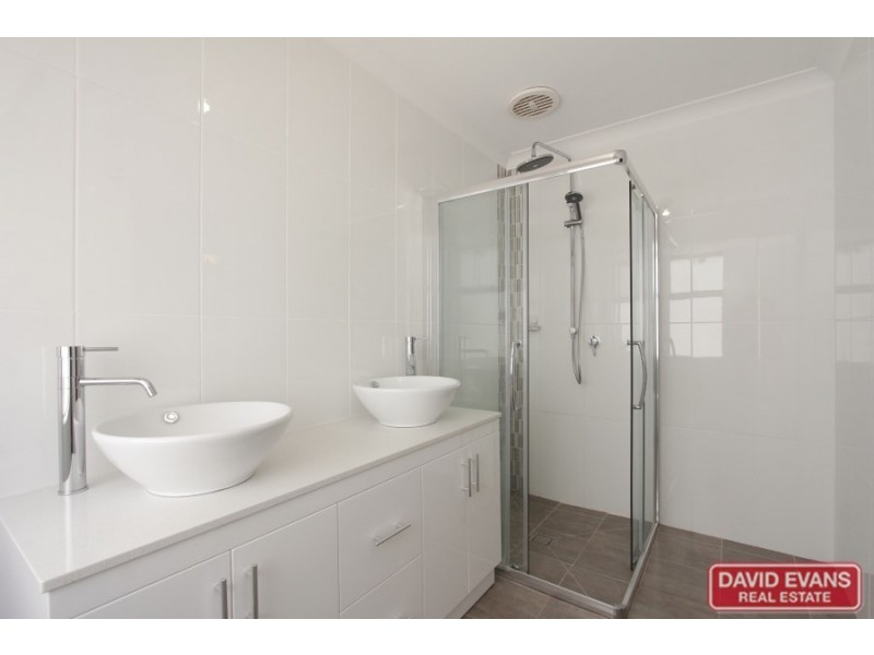 32 Venturi Drive, Ocean Reef WA 6027