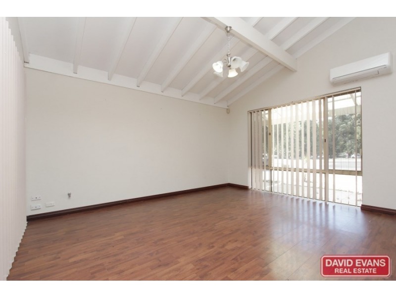 32 Venturi Drive, Ocean Reef WA 6027