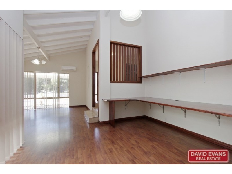 32 Venturi Drive, Ocean Reef WA 6027