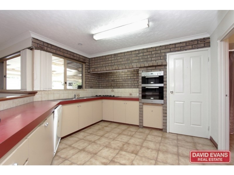 32 Venturi Drive, Ocean Reef WA 6027