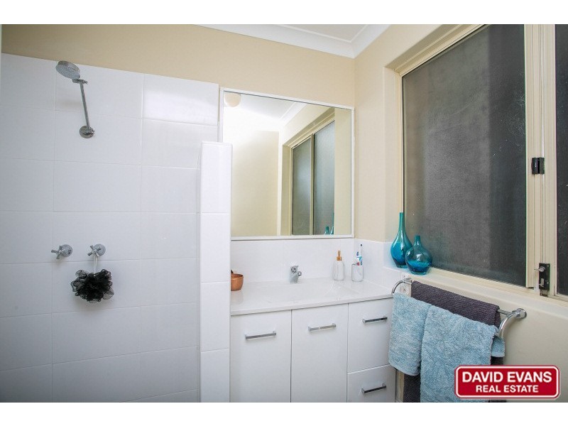 18 Bibbulmun Entrance, Sinagra WA 6065