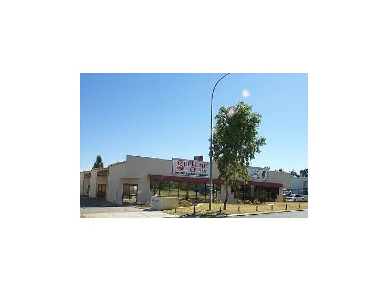 3/12 Paramount Drive, Wangara WA 6065