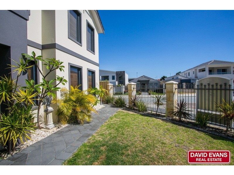 17 Dalkey Way, Darch WA 6065