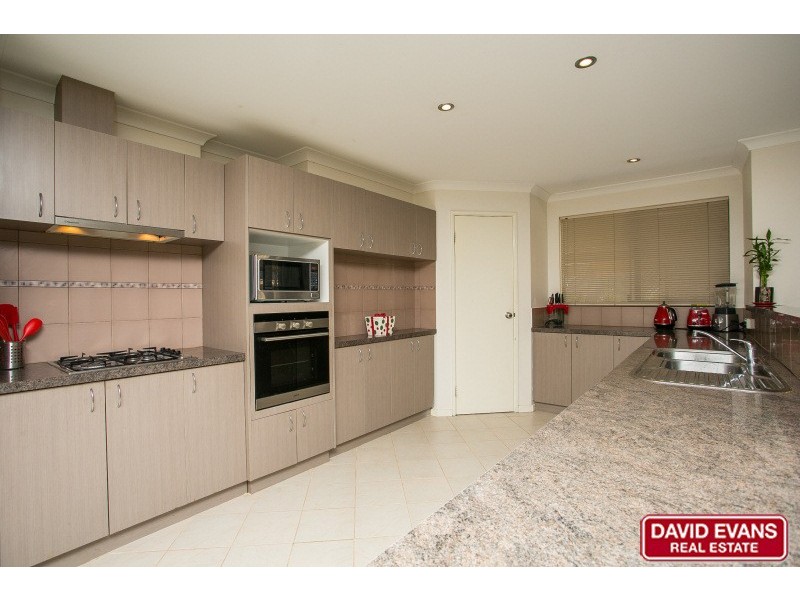 17 Dalkey Way, Darch WA 6065