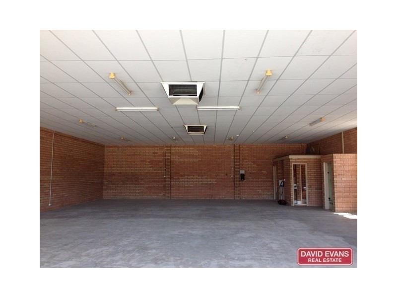 1/16 Prindiville Drive, Wangara WA 6065