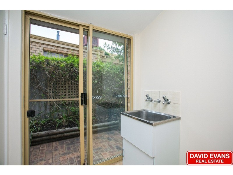 51B Westhaven Drive, Woodvale WA 6026