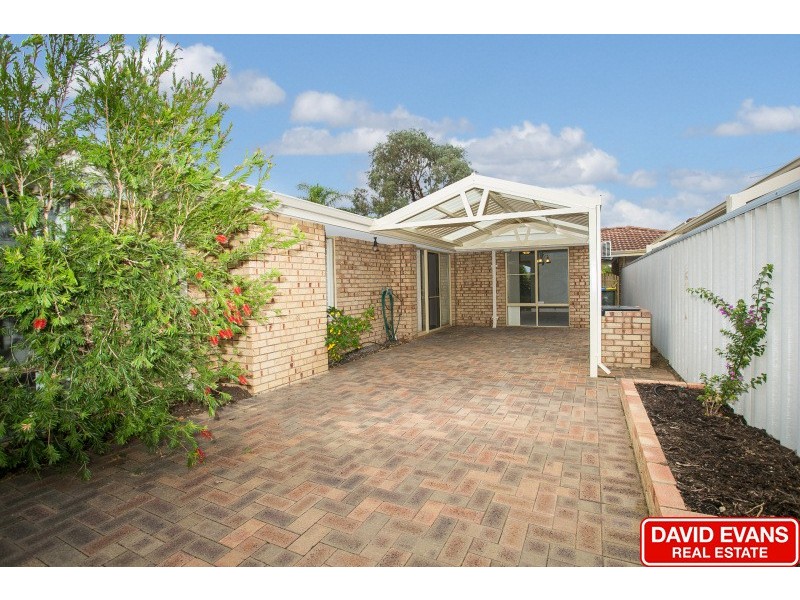 51B Westhaven Drive, Woodvale WA 6026